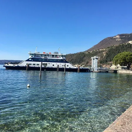 Gabbianella Con Giardino Lungolago Maderno