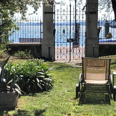 Appartamento Gabbianella Con Giardino Lungolago Maderno *
