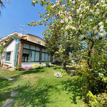 Gabbianella Con Giardino Lungolago Maderno 아파트 *